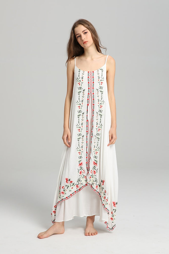 White embroidered maxi dress | Love that Boho White embroidered maxi dress | Love that Boho