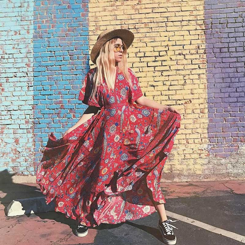 Floral Batwing Maxi Dress | Batwing Sleeve Maxi dress | Love that Boho | Love that Boho Floral Batwing Maxi Dress | Batwing Sleeve Maxi dress | Love that Boho | Love that Boho